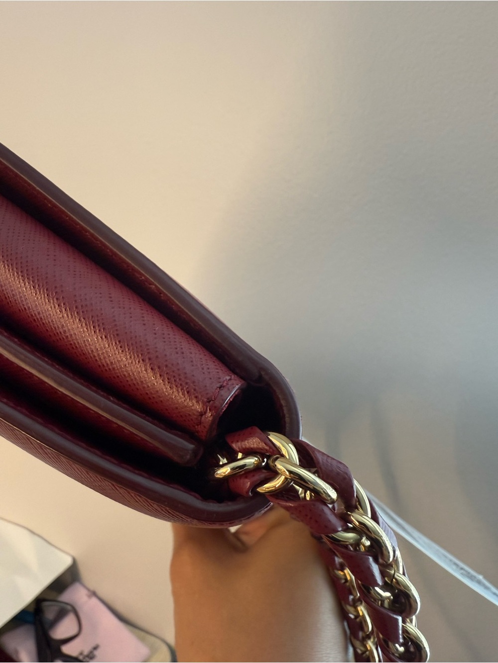 Salvatore Ferragamo Burgundy Leather Vara Bow Crossbody with Gold Chain - Picture 15 of 15